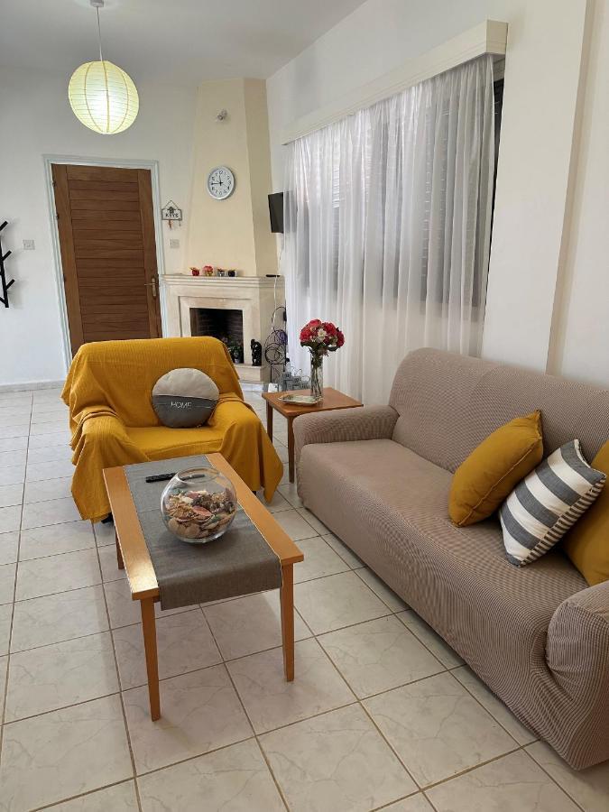 Seaclusion Vacation Villa Pomos Eksteriør billede